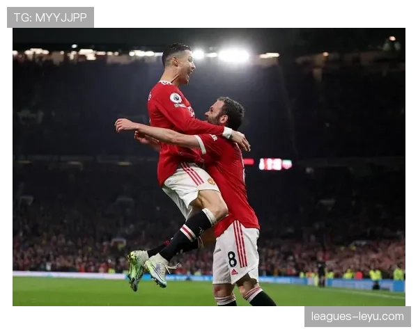 布伦特福德新球场盛大揭幕，激情足球点燃英超新赛季