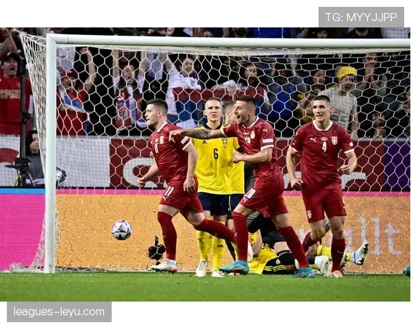 瑞典足球队欧国联赛表现稳健,晋级前景备受关注 瑞典足球队欧国联赛表现稳健,晋级前景备受关注