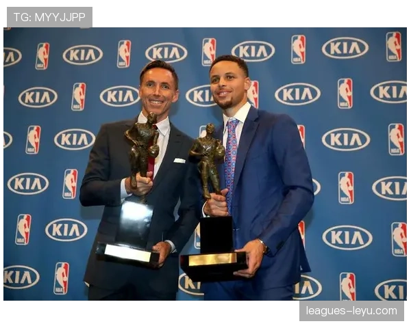 Vini状态强势回暖,独特球风引爆球迷热议并征服赛场 Vini状态强势回暖,独特球风引爆球迷热议并征服赛场