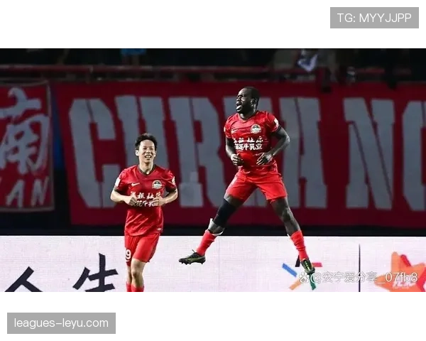 中超金靴之争白热化，群雄逐鹿谁将问鼎射手王？