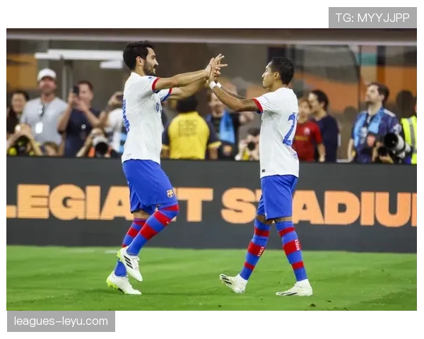 菲利克斯边路转中路的角色演变解析